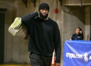 开云体育官方网站-关于湖人B队翻盘篮网B队，杰伦·布朗完成帽子戏法的信息