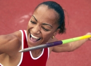 开云体育APP下载-绝境淬火，保罗末节19分率76人狂胜雄鹿，压力之下方显巨星本色