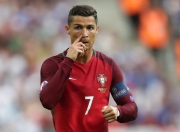 开云官网-鏖战华沙，王皓率德国队破波兰铁壁，战术革新铸就唯一性胜利