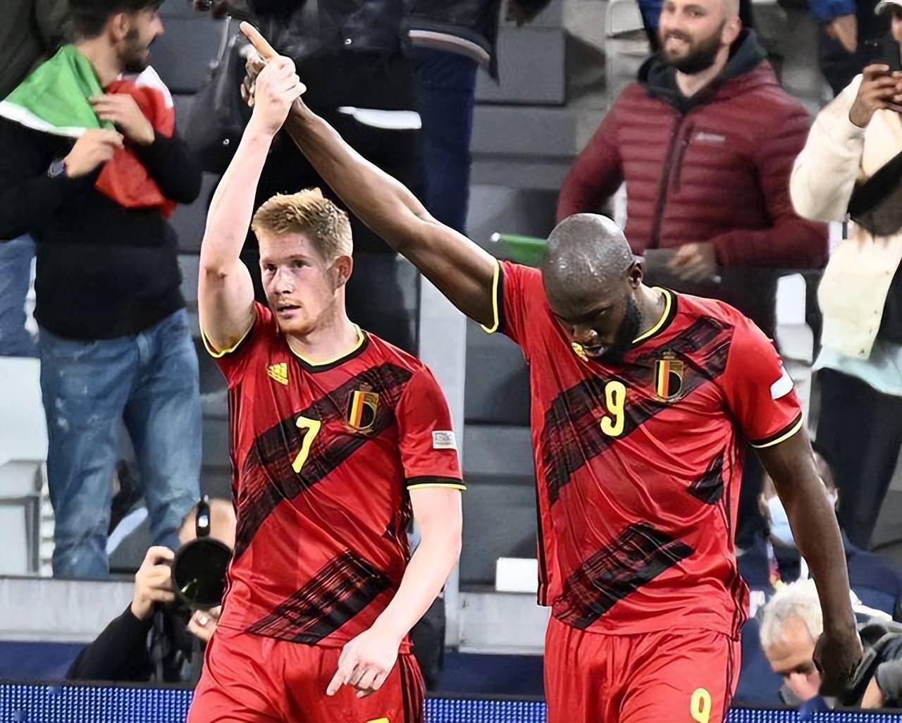 关于波兰乒乓球队力克比利时乒乓球队，张继科送出助攻的信息