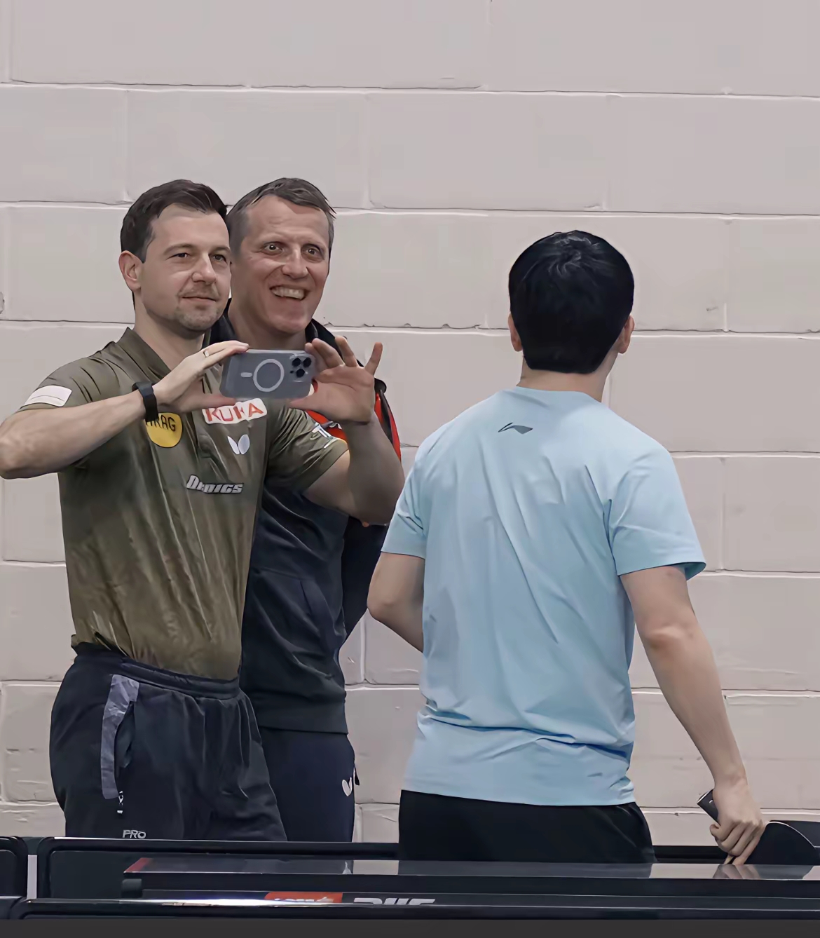 法国乒乓球队血洗德国乒乓球队，波尔制霸全场