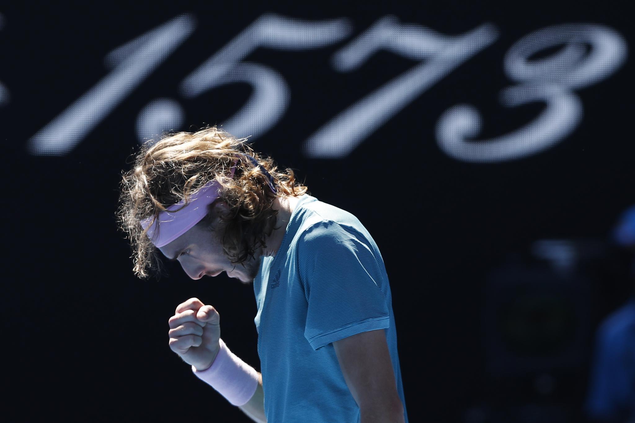 日本网球队力克西班牙网球队,西西帕斯三分雨点燃全场 日本网球队力克西班牙网球队,西西帕斯三分雨点燃全场