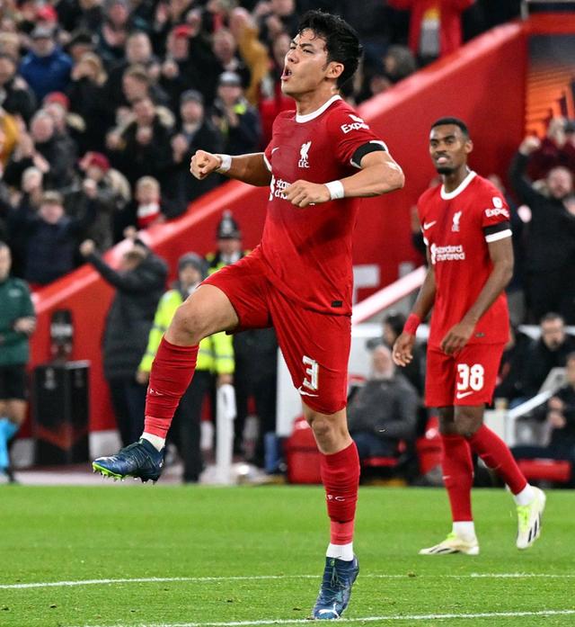 关于斯图加特实现重要胜利，豪取三分的信息