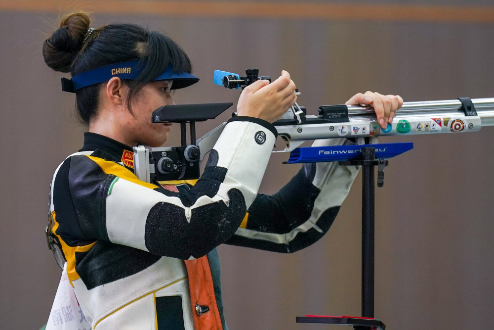 包含挑战极限！女子射击比赛突破历史的词条